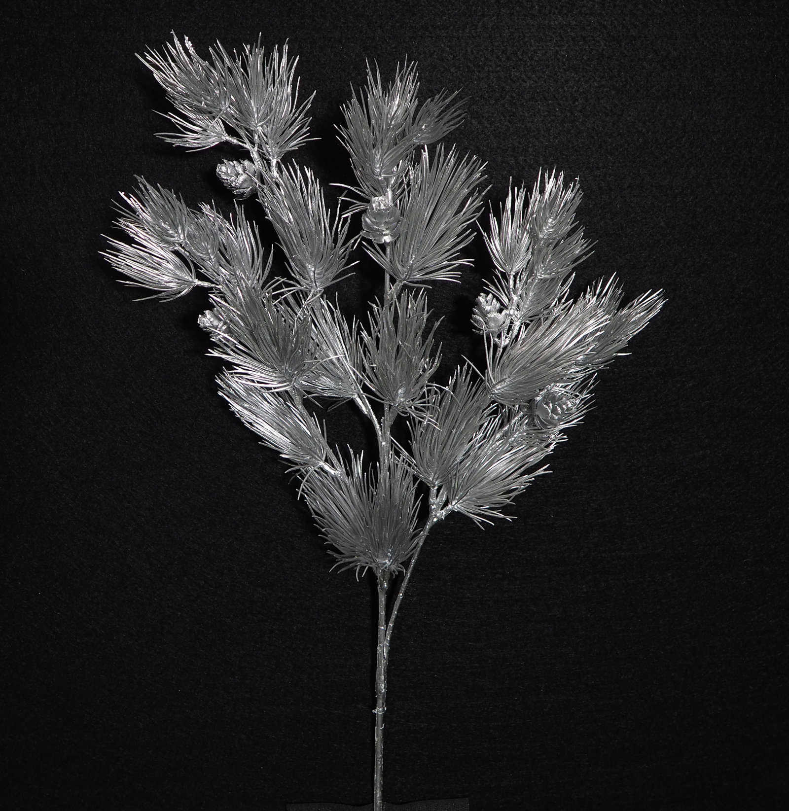 Pino plata con piñas - 70cm Pino plata con piñas - 70cm