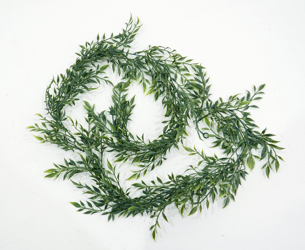 2629720.jpg Guirnalda de Ruscus verde plastico - 180cm - Imagen 1