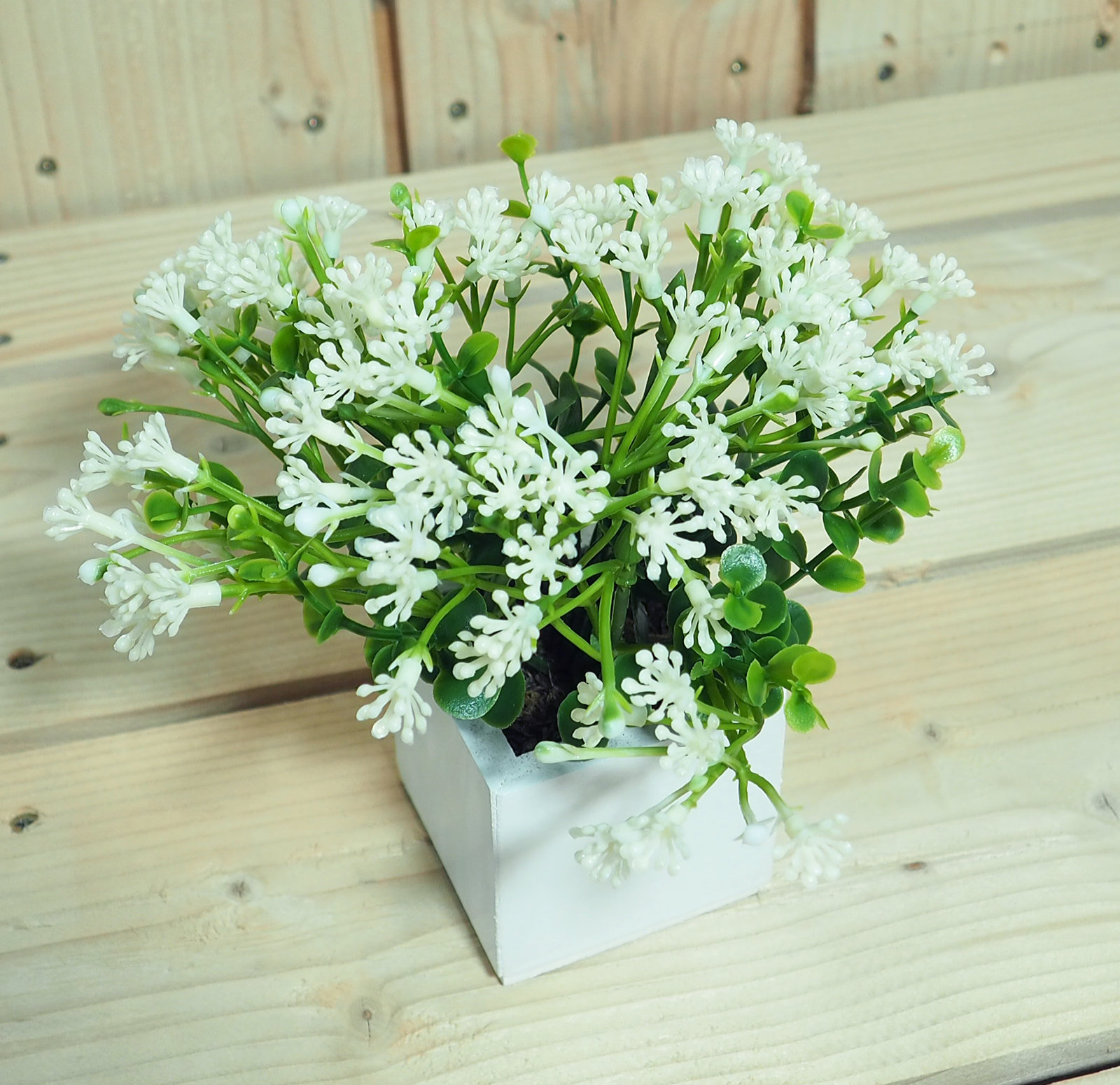 4889009B.jpg White box Eucaliptus Flor crema - 6x6x17 cm - Imagen 1